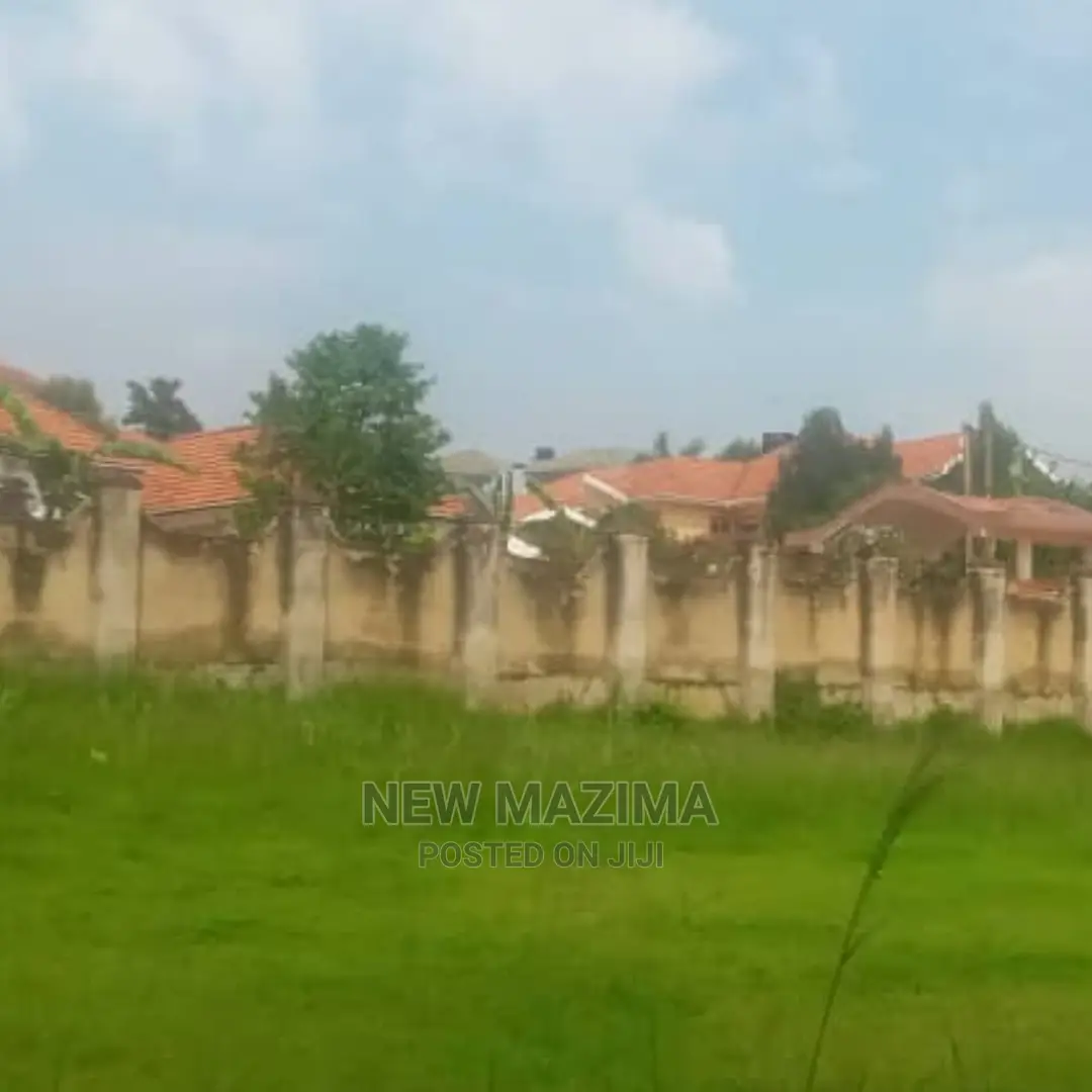 Very Prime 23 Decimals Quicksale in Heart of Buziga Heights in Central Division