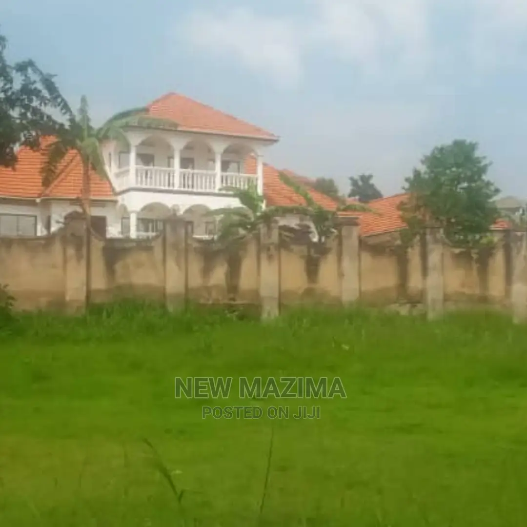 Very Prime 23 Decimals Quicksale in Heart of Buziga Heights in Central Division
