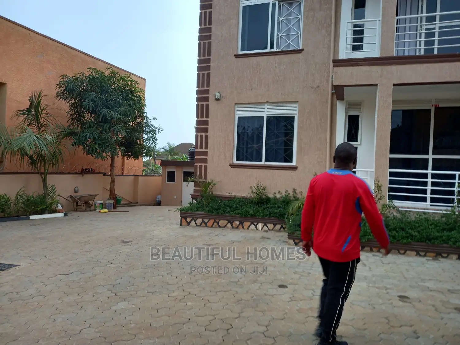 Furnished 2bdrm Apartment in Bunga, Makindye for Sale in Makindye