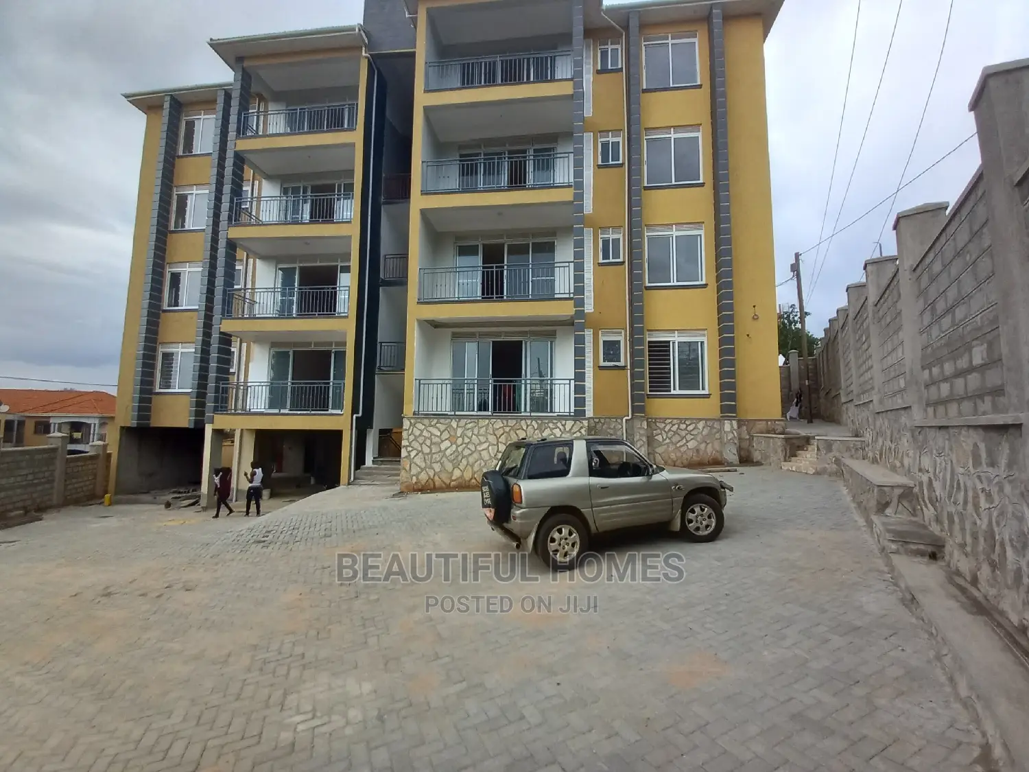 Furnished 3bdrm Apartment in Muyenga, Makindye for Sale in Makindye