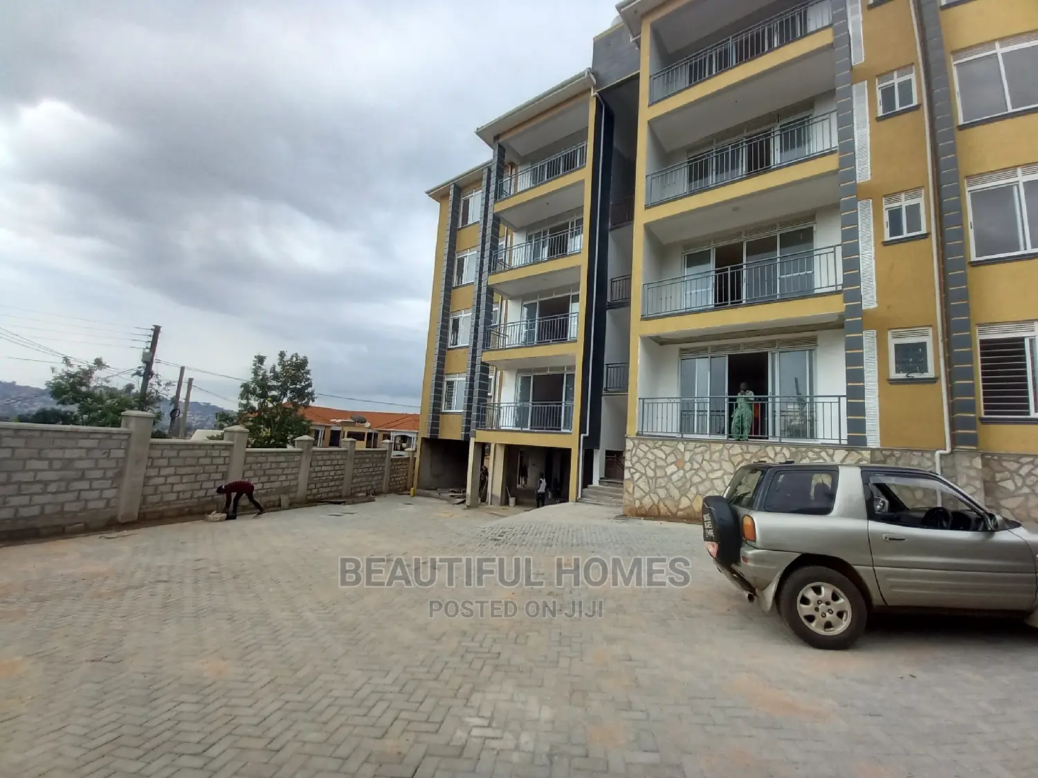 Furnished 3bdrm Apartment in Muyenga, Makindye for Sale in Makindye