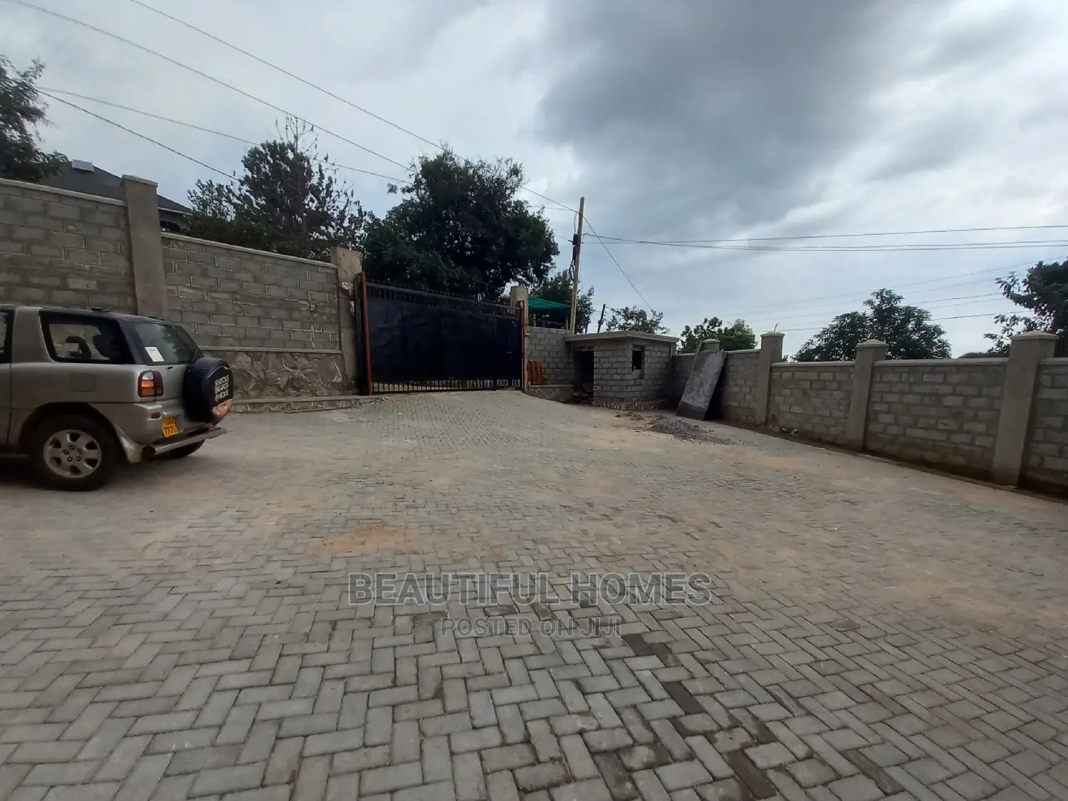 Furnished 3bdrm Block of Flats in Muyenga, Makindye for Sale in Makindye
