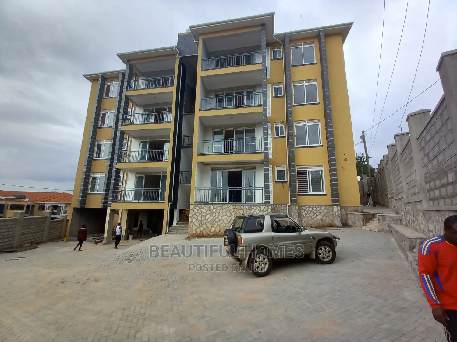 Furnished 3bdrm Block of Flats in Muyenga Corporates, Makindye in Makindye