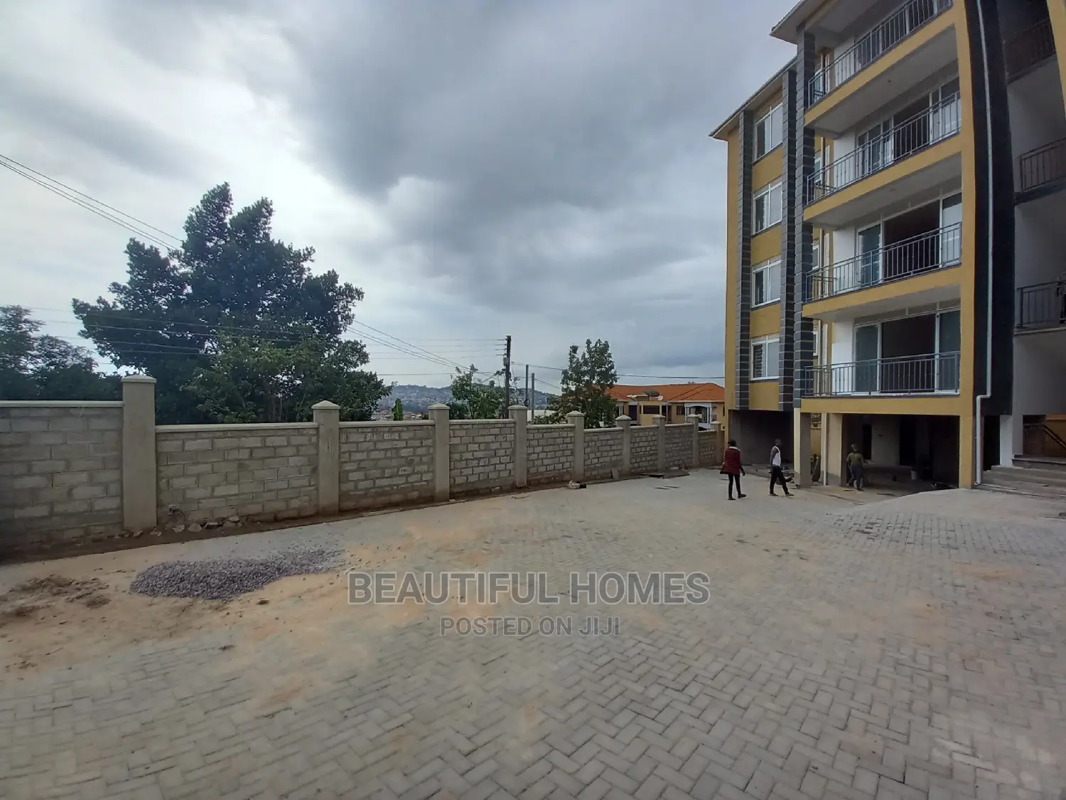 Furnished 3bdrm Block of Flats in Muyenga Corporates, Makindye in Makindye