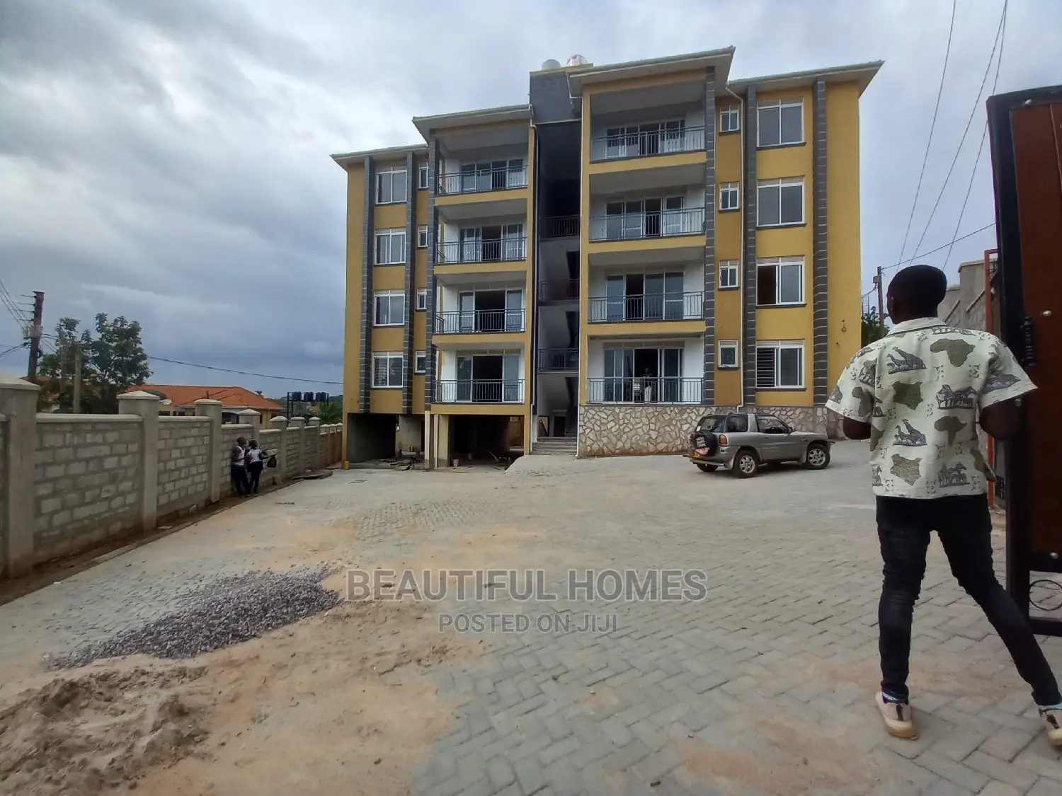 Furnished 3bdrm Block of Flats in Muyenga Lake View, Central Division in Central Division