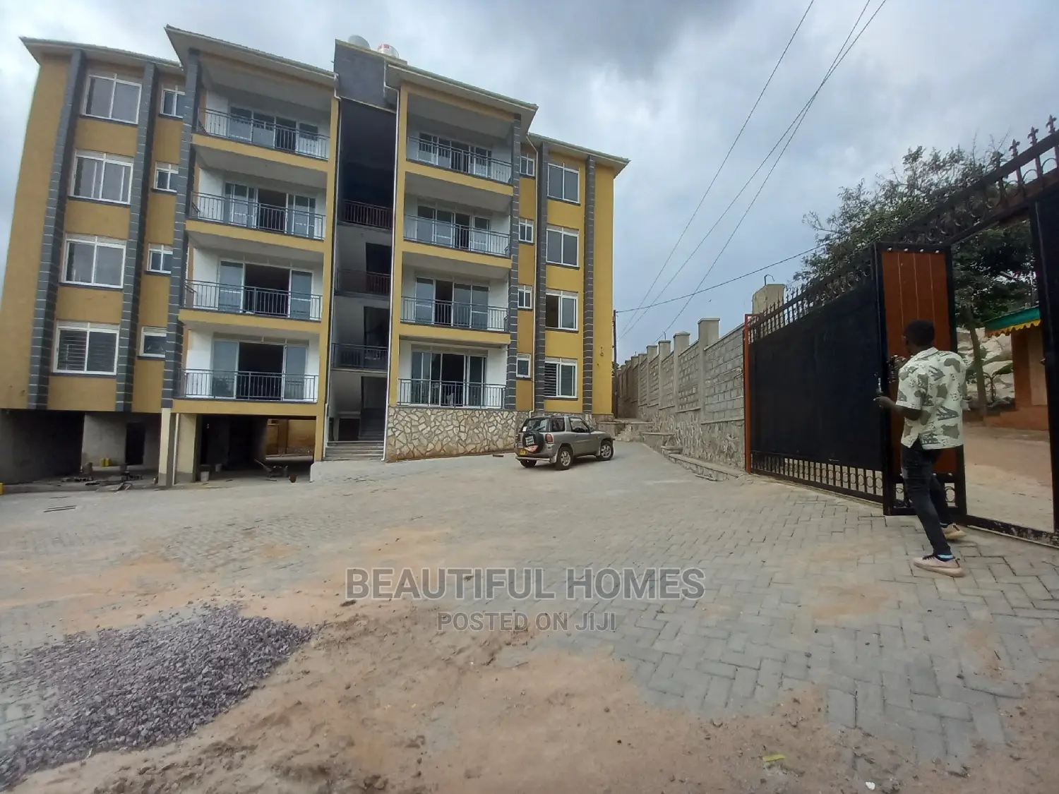 Furnished 3bdrm Block of Flats in Muyenga, Makindye for Sale in Makindye