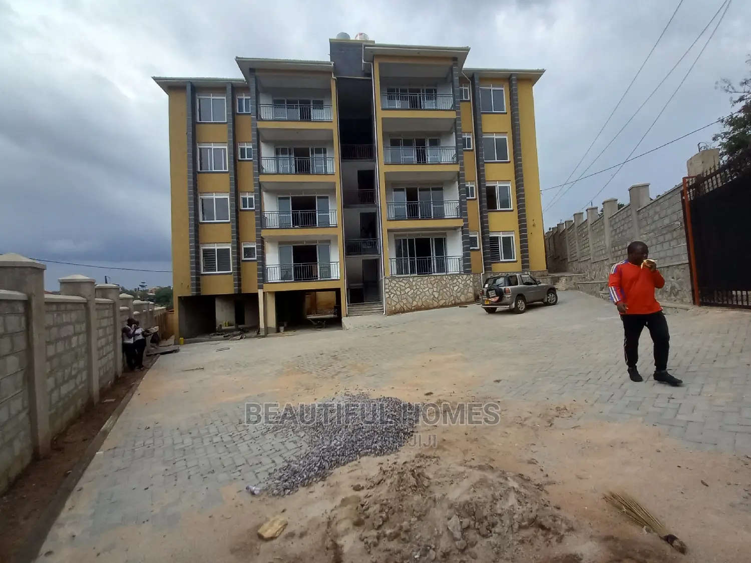 Furnished 3bdrm Apartment in Muyenga, Makindye for Sale in Makindye