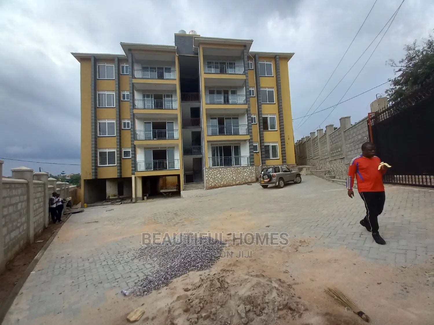 Furnished 3bdrm Apartment in Muyenga, Makindye for Sale in Makindye
