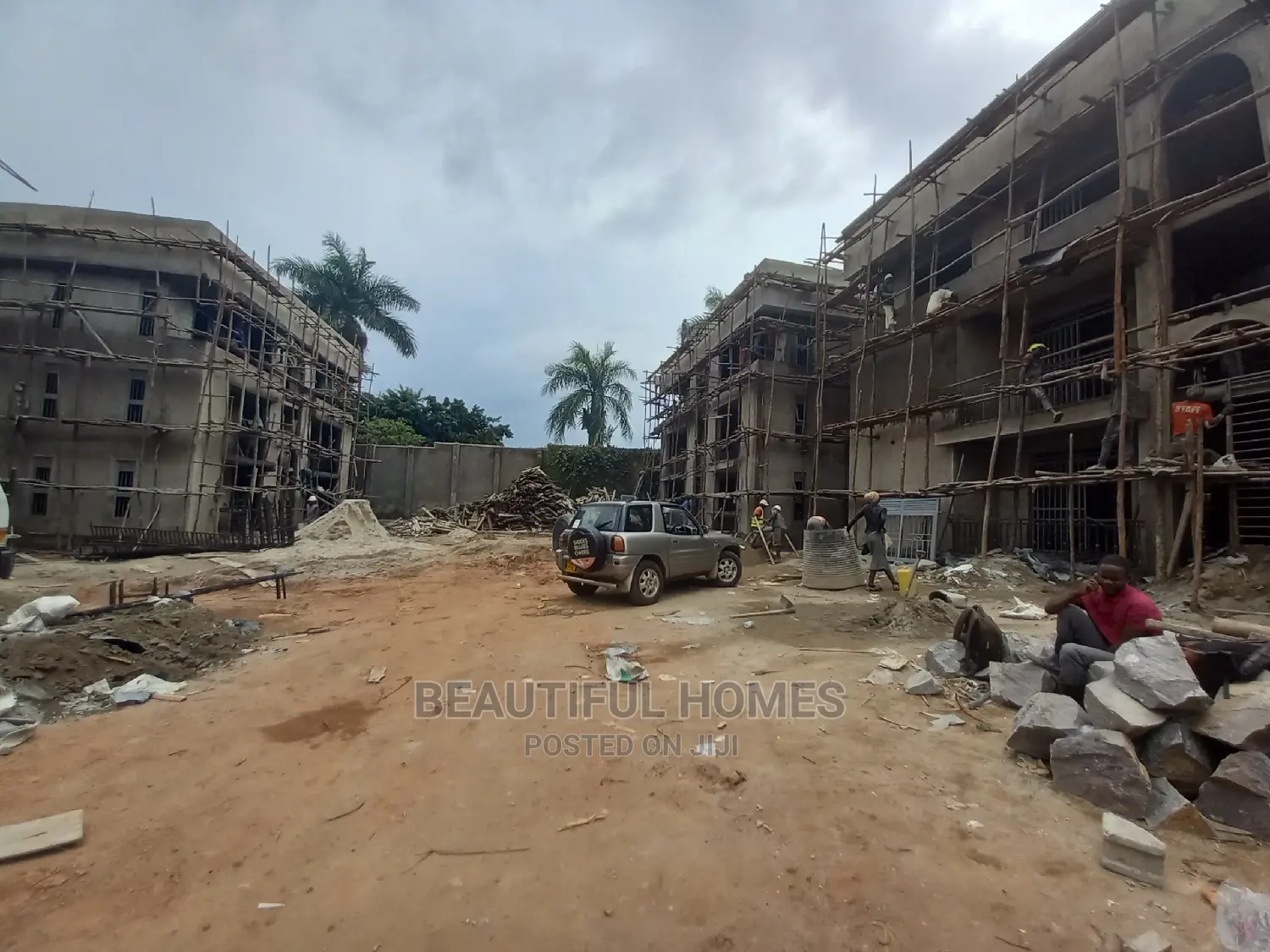 Furnished 2bdrm Apartment in Muyenga, Makindye for Sale in Makindye
