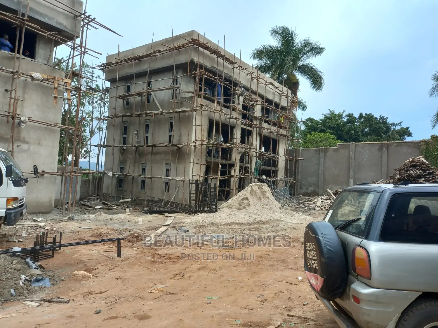 Furnished 3bdrm Apartment in Muyenga, Central Division for Sale in Central Division