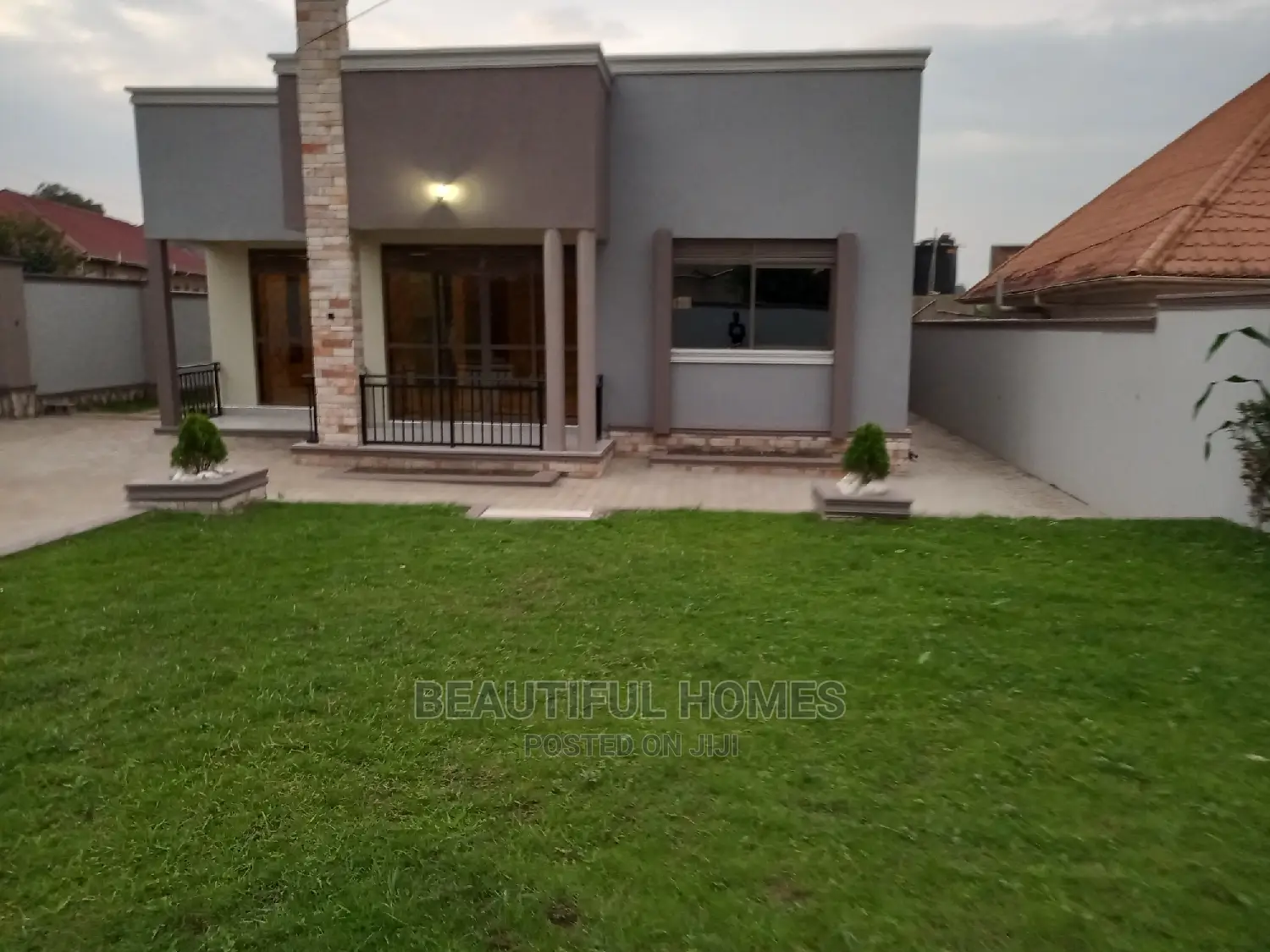 Furnished 4bdrm Bungalow in Kira, Central Division for Sale in Central Division