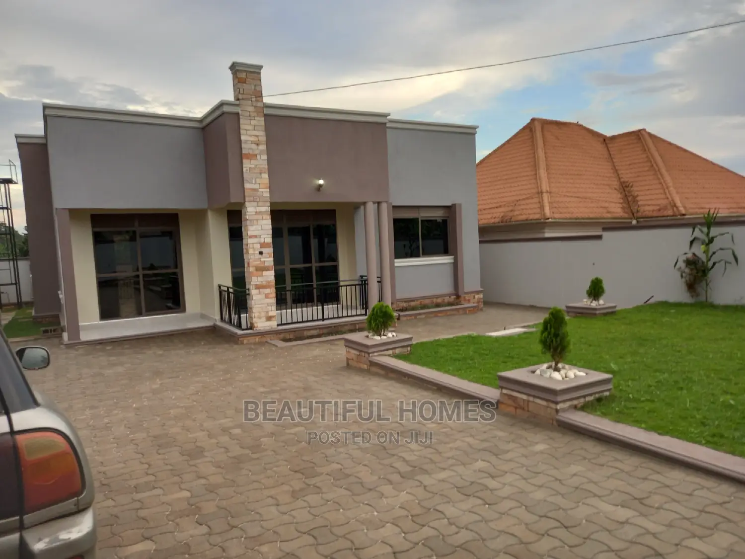 Furnished 4bdrm House in Kira for Sale in Kira