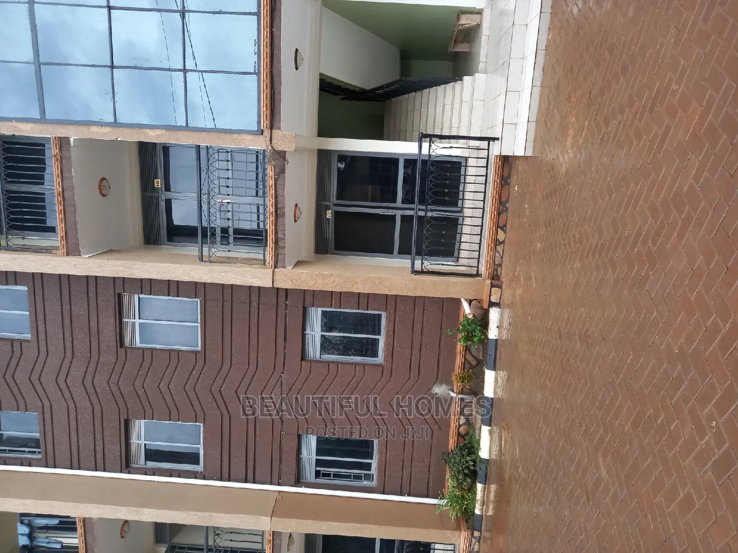 Furnished 2bdrm Apartment in Kira Corporate for Sale in Kira