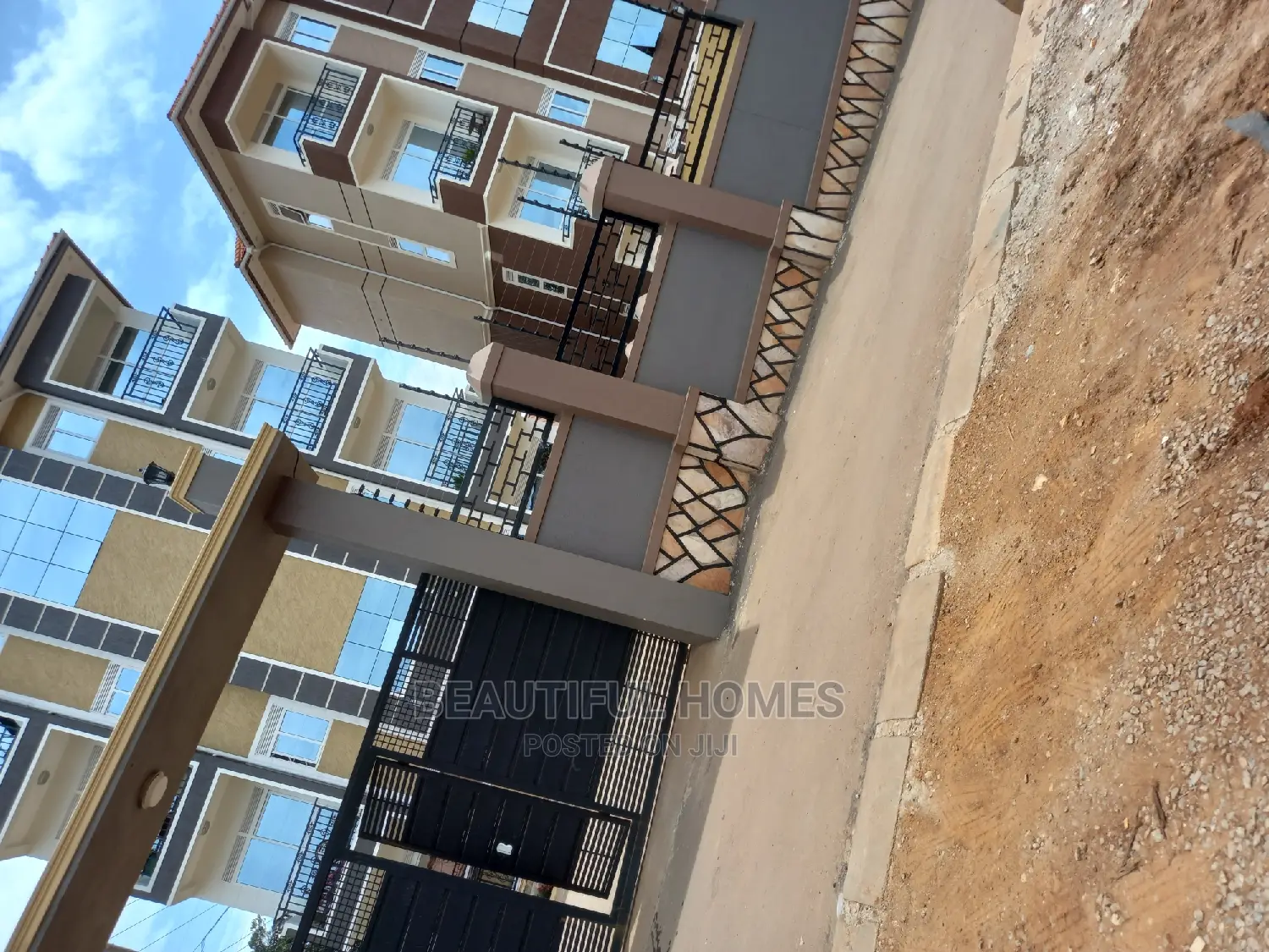Furnished 2bdrm Block of Flats in Kyaliwajjara, Central Division in Central Division