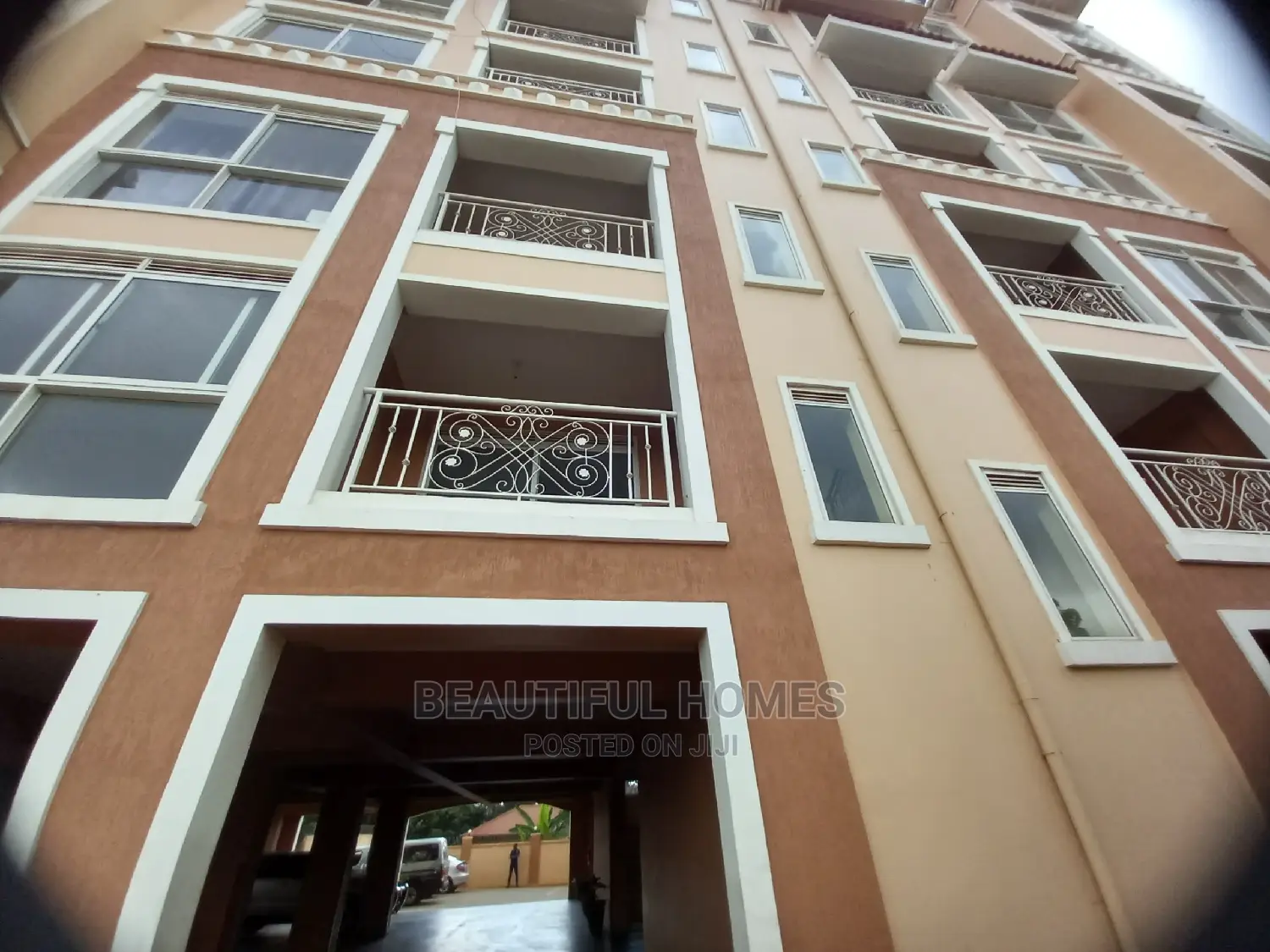 Furnished 2bdrm Condo in Bukoto, Central Division for Sale in Central Division