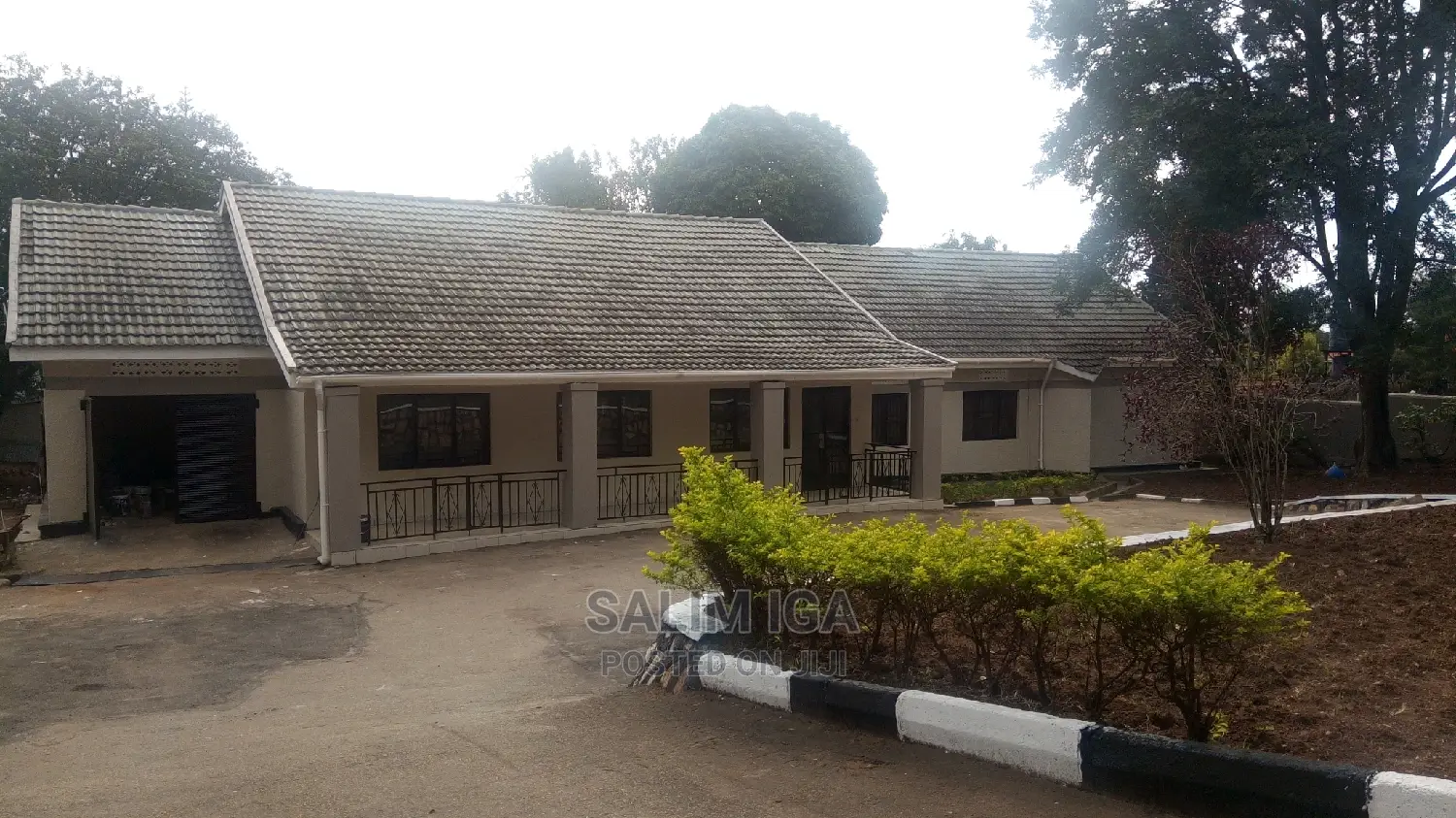 4bdrm Bungalow in Kololo Property, Central Division for Rent in Central Division
