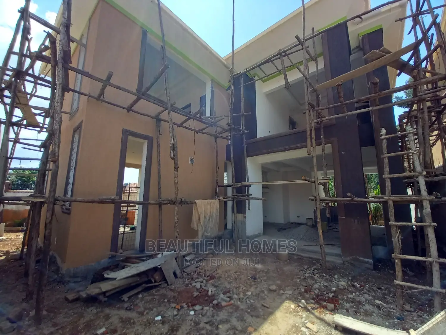 Furnished 5bdrm Duplex in Kisaasi, Central Division for Sale in Central Division