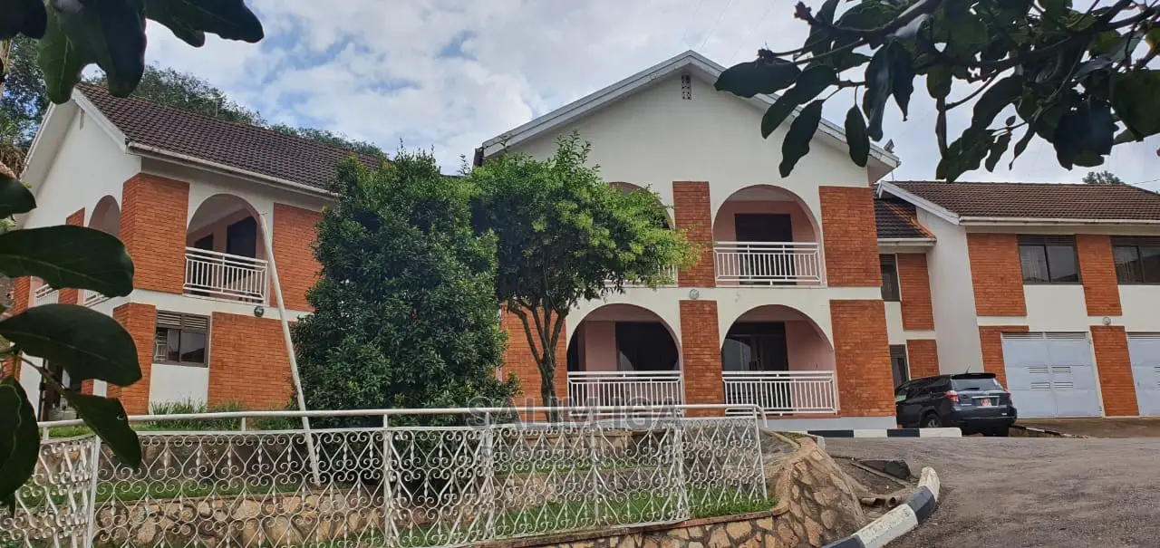 7bdrm Duplex in Kololo Property, Central Division for Rent in Central Division
