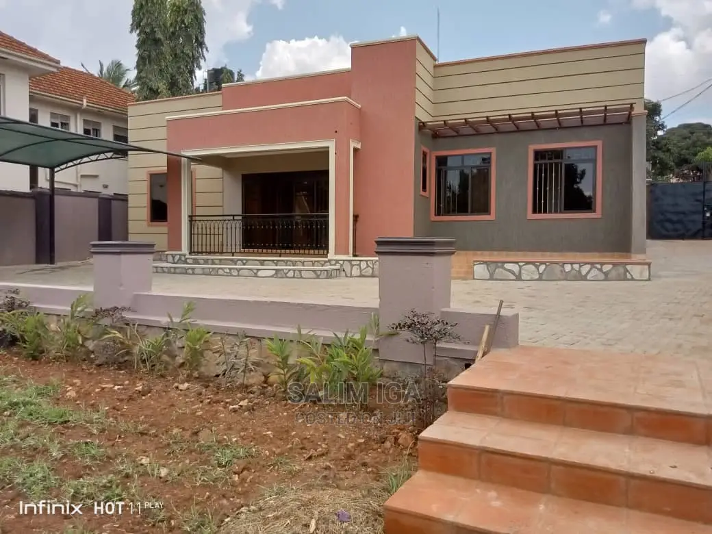3bdrm Bungalow in Kololo Property, Central Division for Rent in Central Division