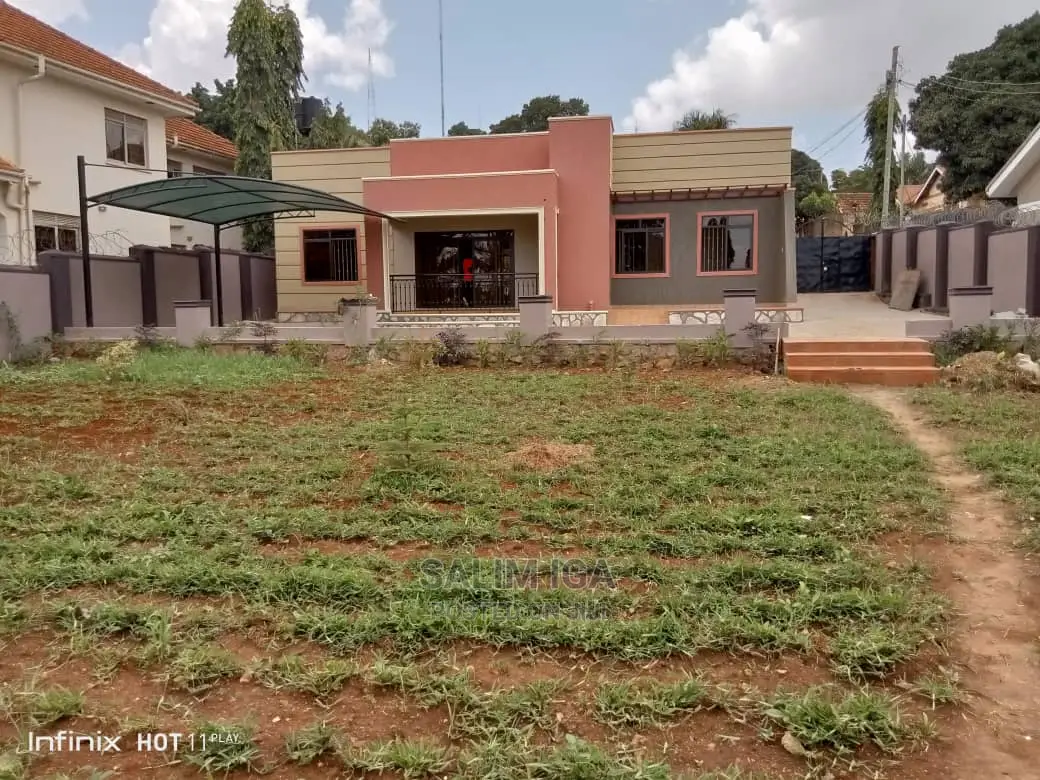 3bdrm Bungalow in Kololo Property, Central Division for Rent in Central Division