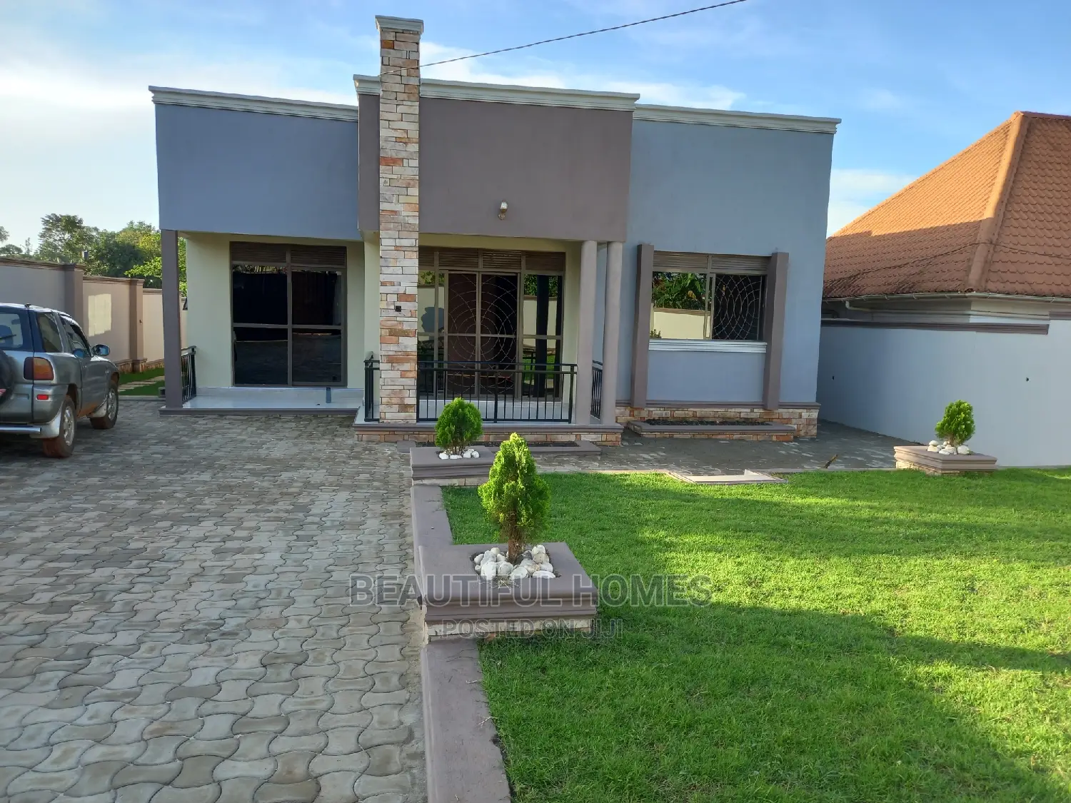 Furnished 4bdrm Bungalow in Kira, Central Division for Sale in Central Division