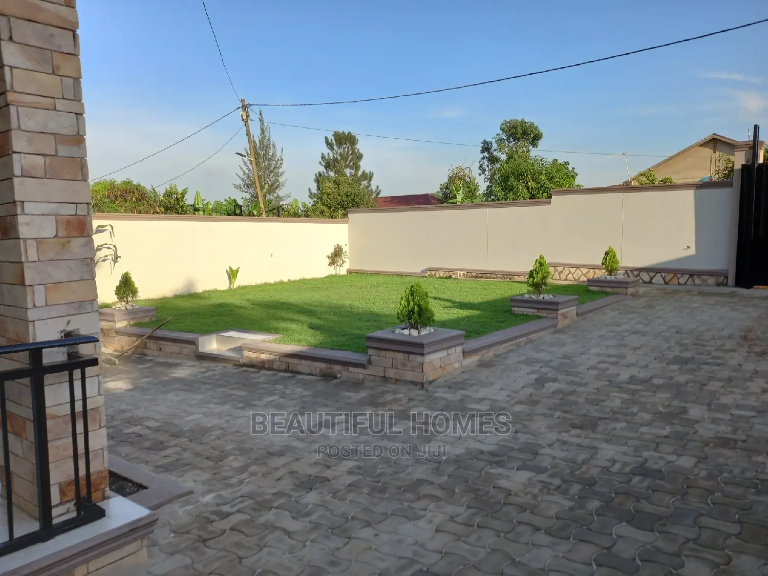 Furnished 4bdrm Bungalow in Kira, Central Division for Sale in Central Division