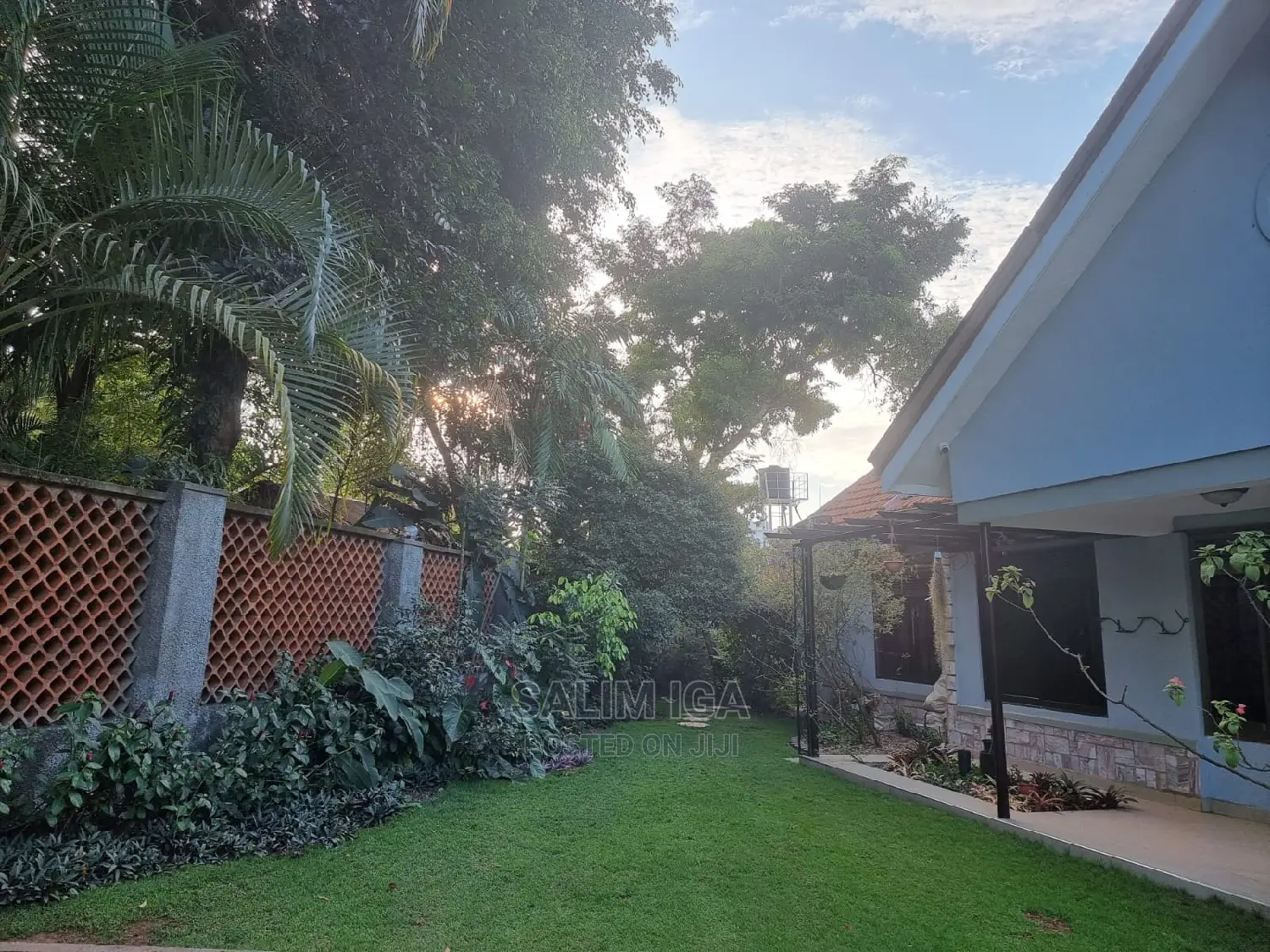 4bdrm Bungalow in Kololo Property, Central Division for Rent in Central Division