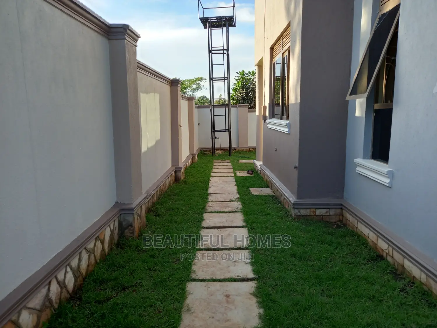 Furnished 4bdrm House in Kira, Central Division for Sale in Central Division