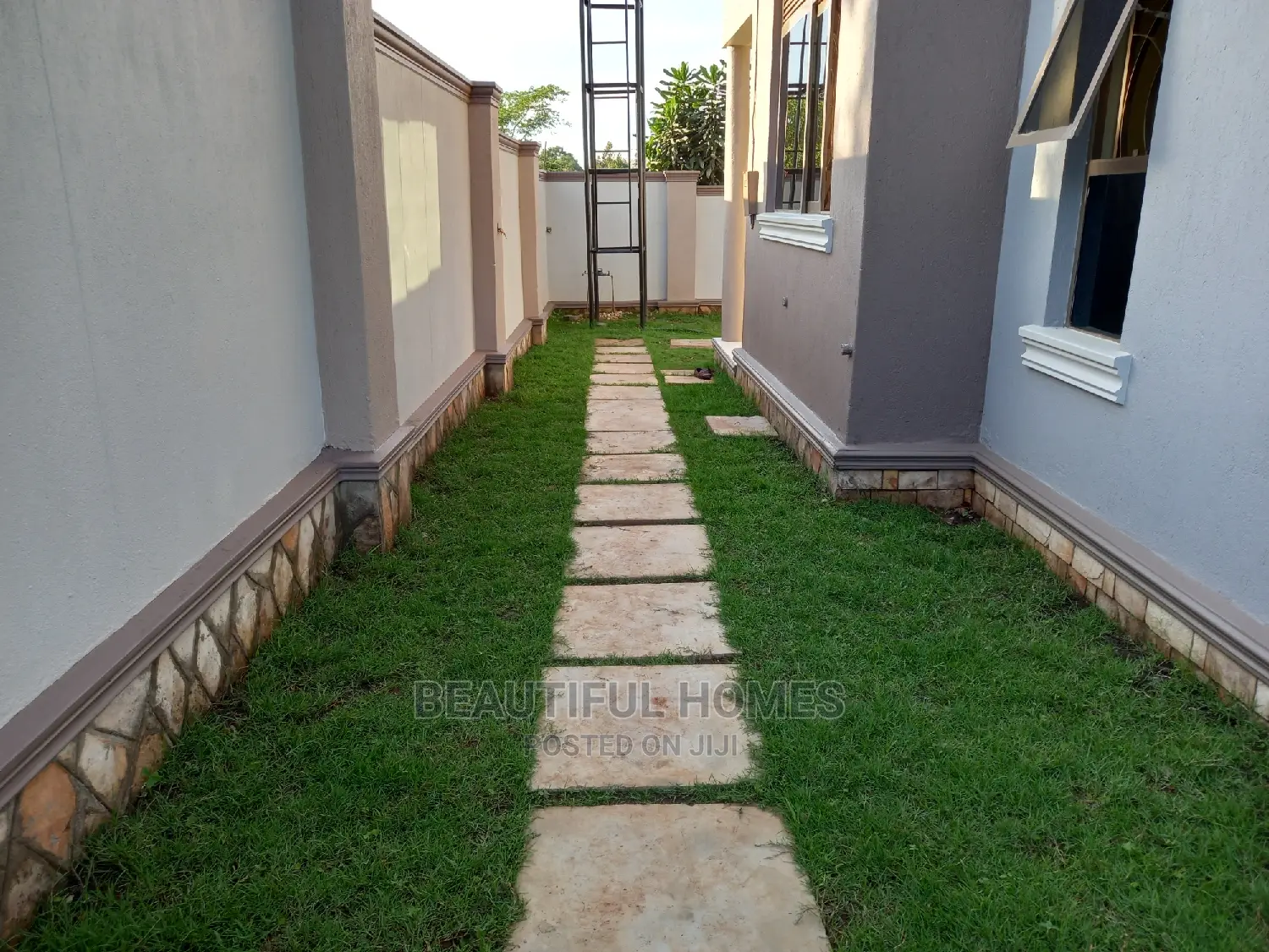 Furnished 4bdrm House in Kira, Central Division for Sale in Central Division