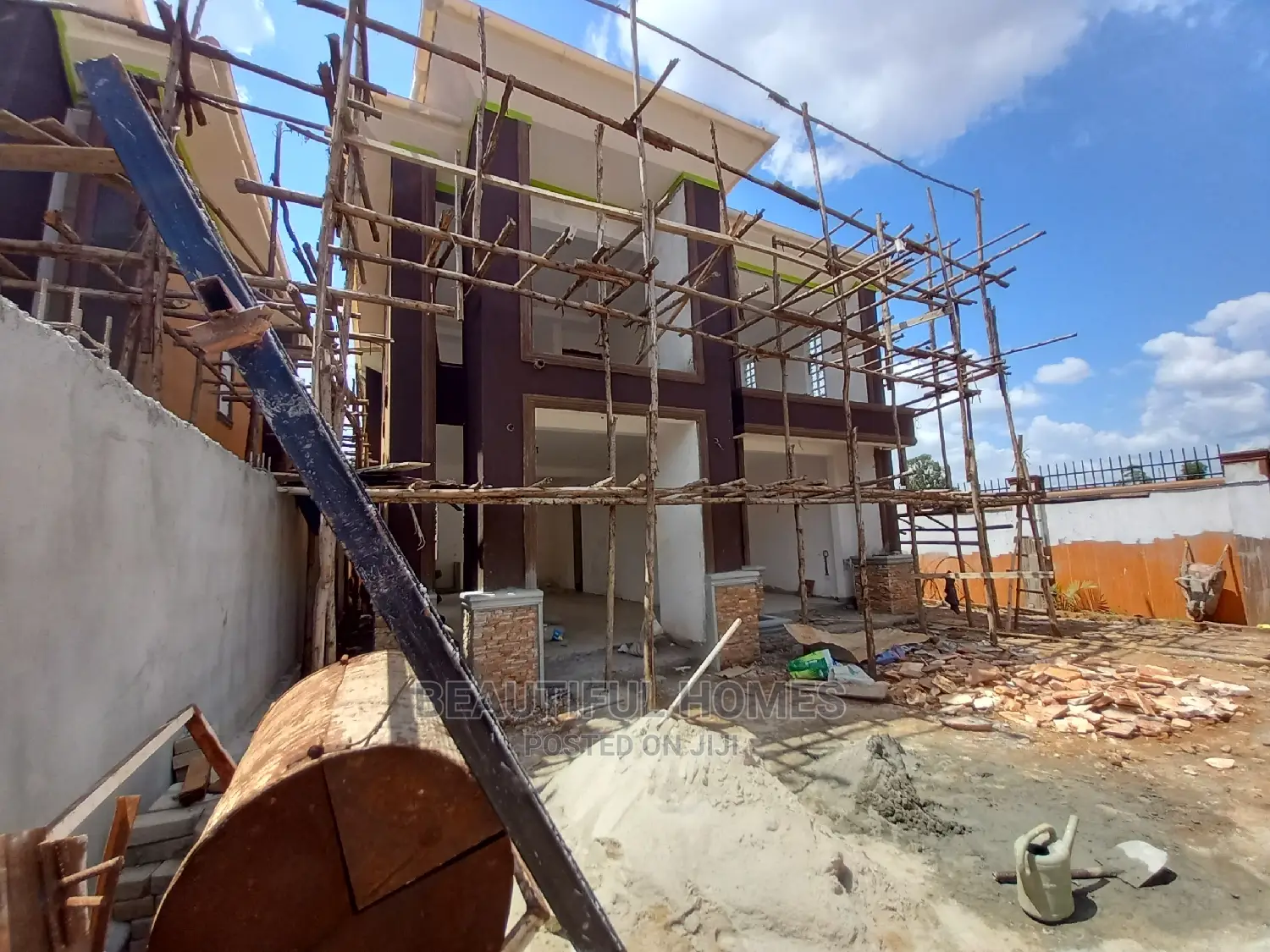 Furnished 5bdrm House in Kisaasi, Central Division for Sale in Central Division