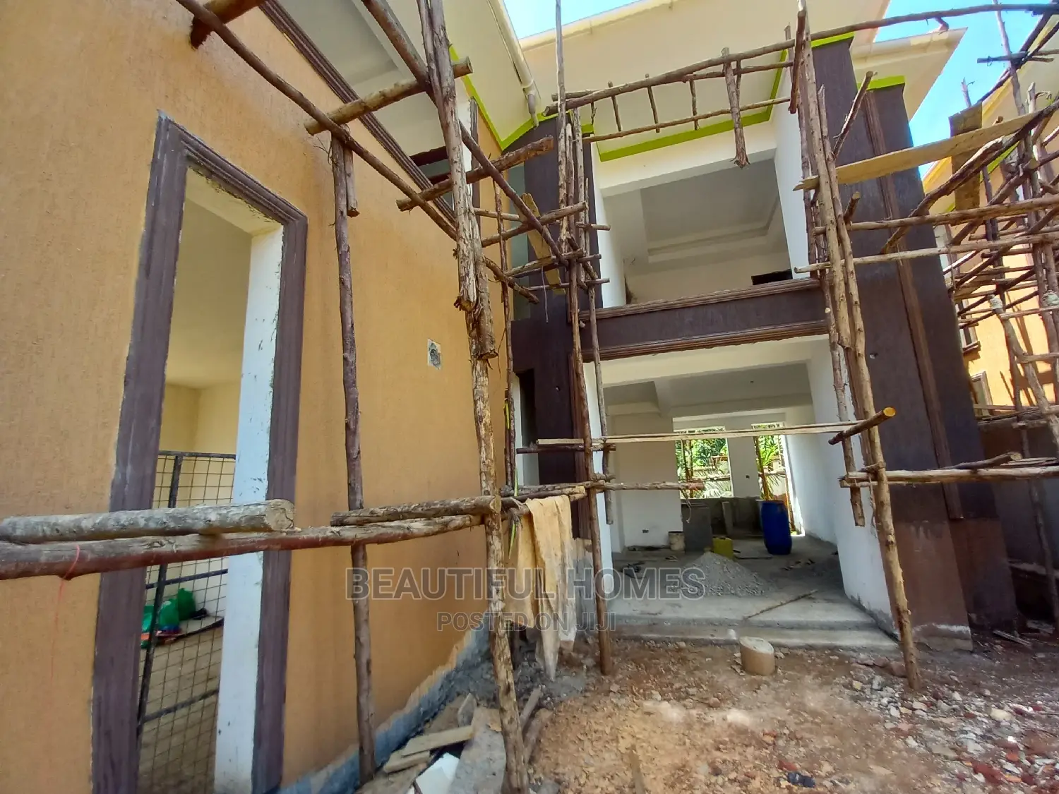 Furnished 5bdrm Duplex in Kisaasi, Central Division for Sale in Central Division