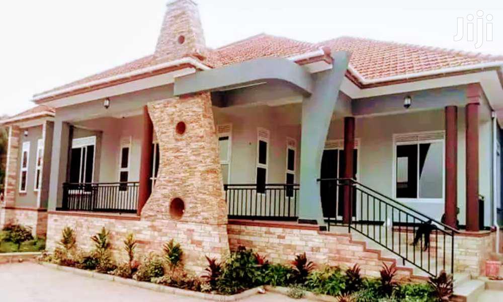 Hot,Kira Mansion On Sell in Kampala