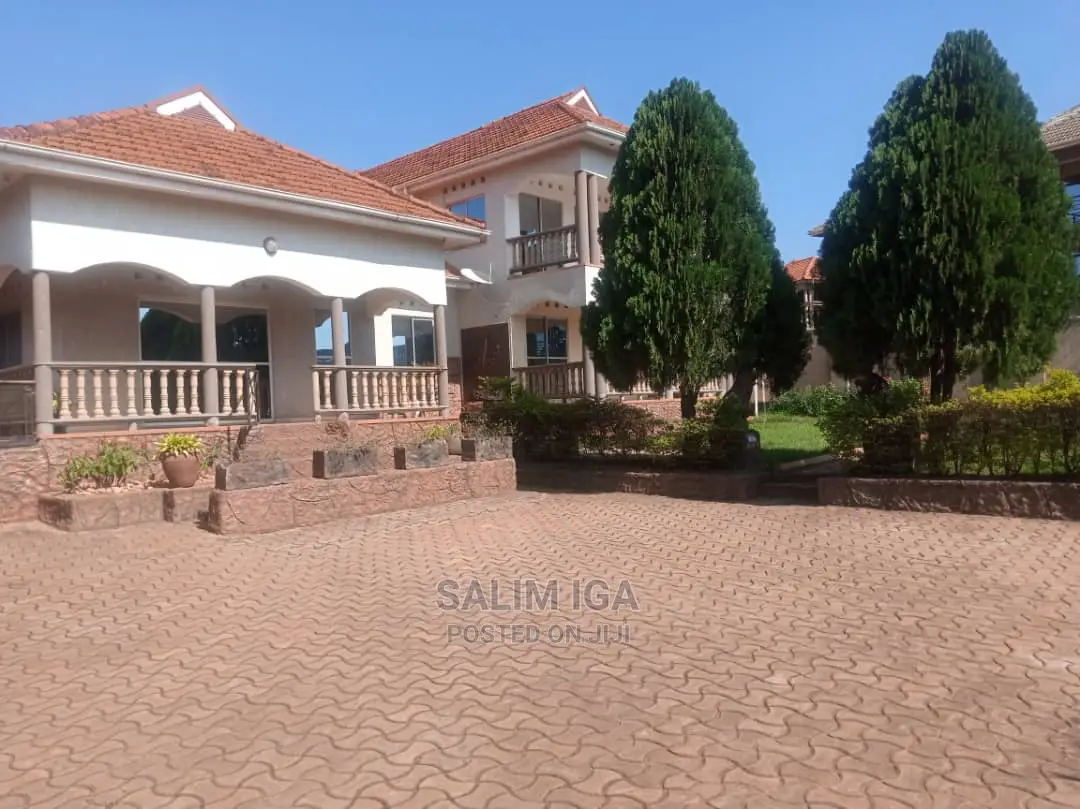 6bdrm Duplex in Kololo Property, Central Division for Rent in Central Division