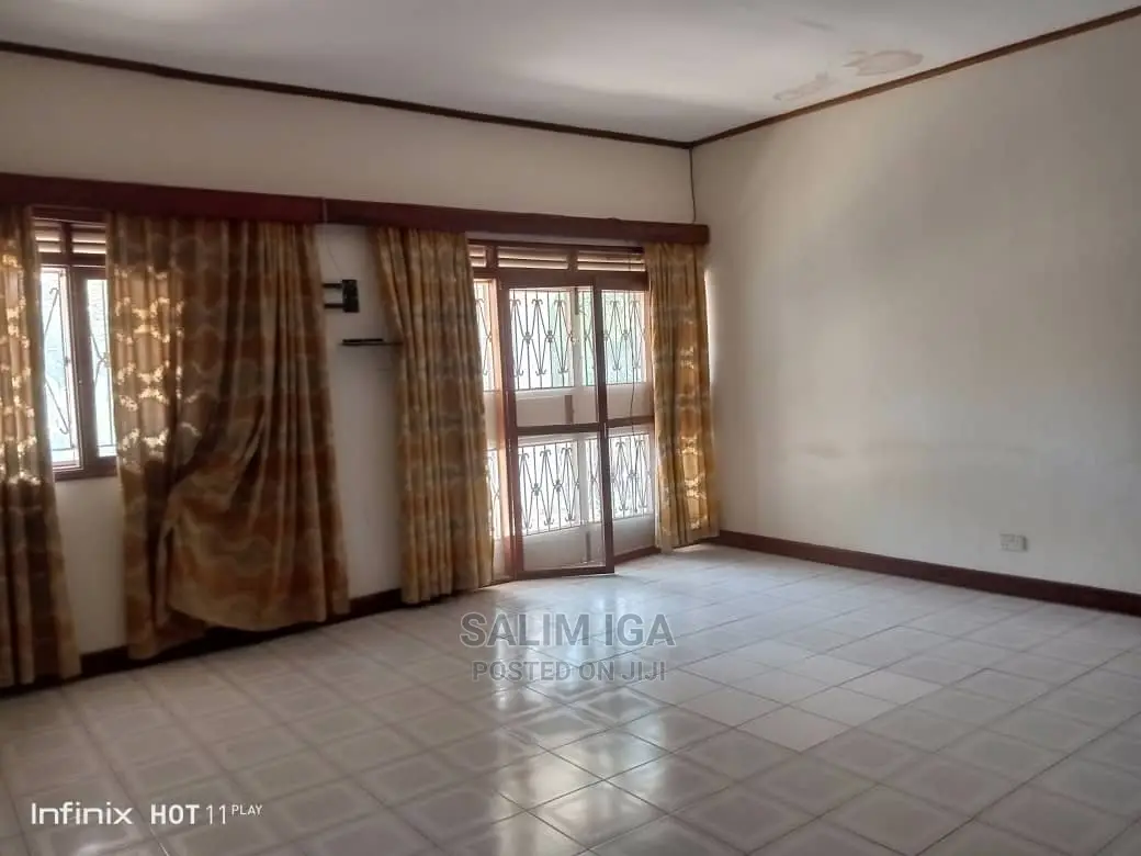 4bdrm Duplex in Kololo Property, Central Division for Rent in Central Division
