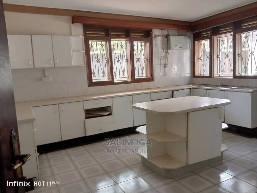 4bdrm Duplex in Kololo Property, Central Division for Rent in Central Division