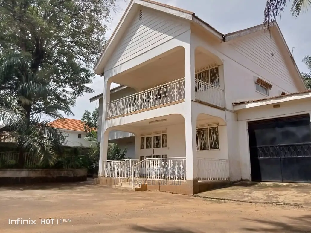 4bdrm Duplex in Kololo Property, Central Division for Rent in Central Division