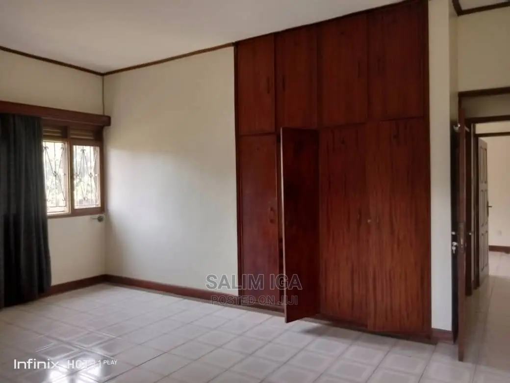 4bdrm Duplex in Kololo Property, Central Division for Rent in Central Division