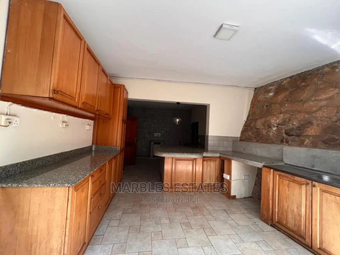 3bdrm House in Mbuya, Central Division for Rent in Central Division