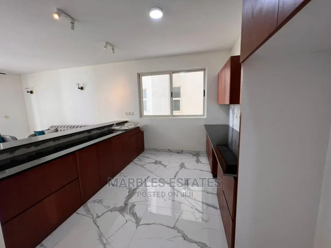 3bdrm Apartment in Kololo, Central Division for Sale in Central Division