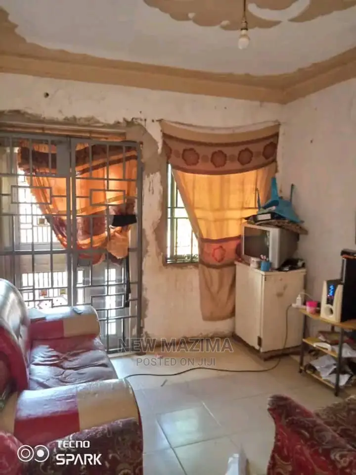 2bdrm House in Kawempe Kawanda, Division a for Sale in Division A