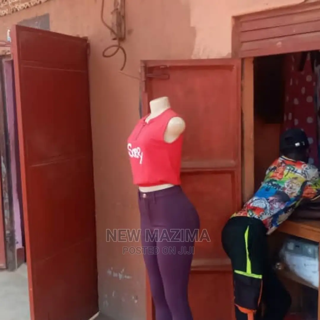 Very Busy Commercial Three Shops Onquicksale in Kawanda Town in Division A