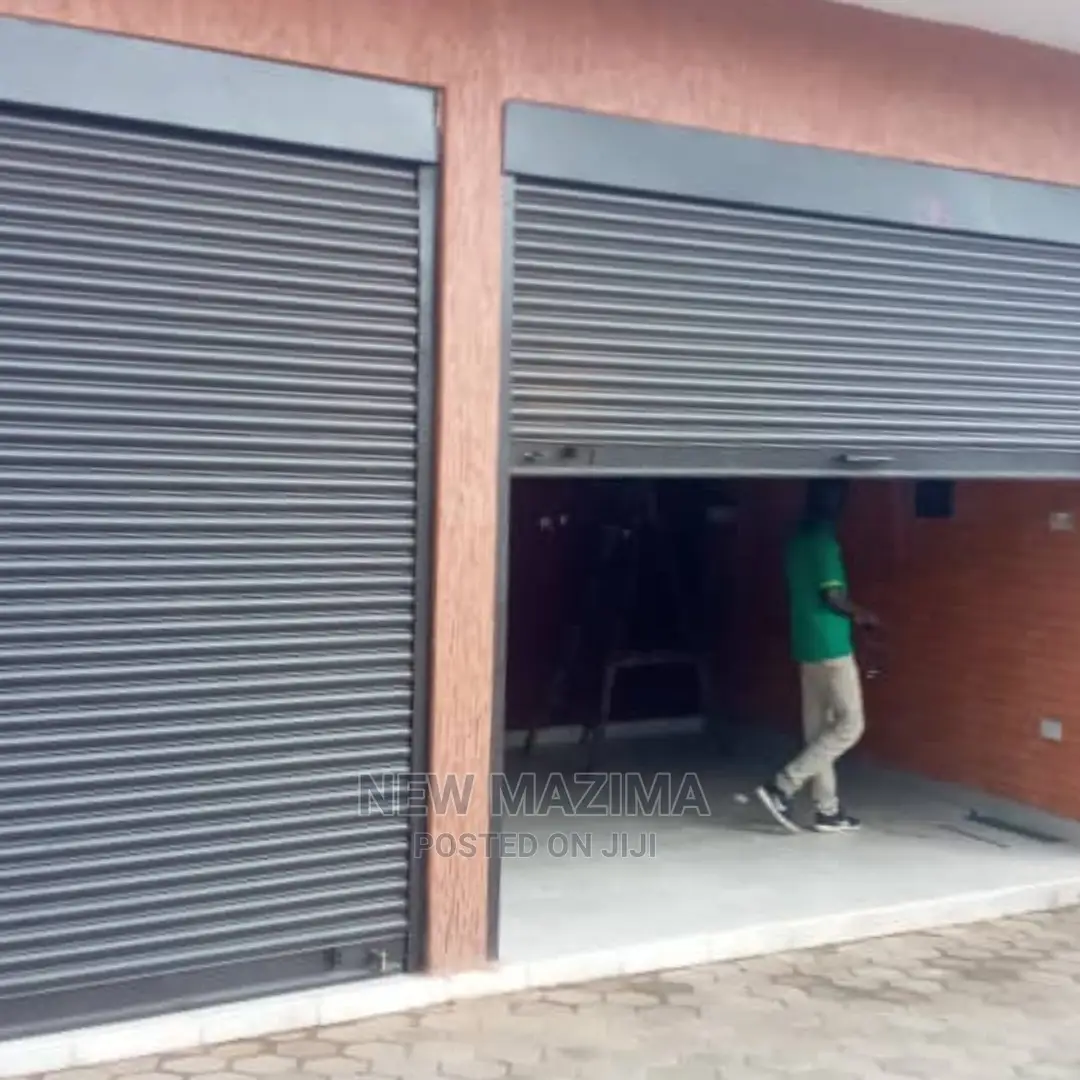 Very Busy Commercial Shops For Rent Inheart Of Kansanga Town in Division A