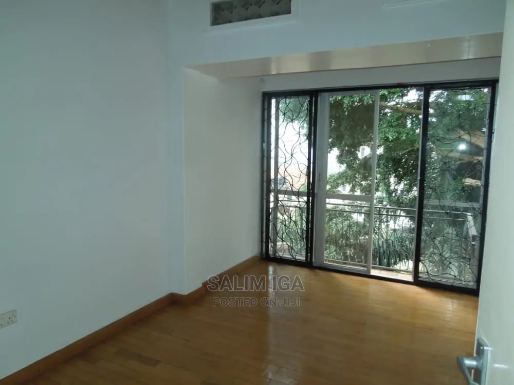 3bdrm Duplex in Kololo Property, Central Division for Rent in Central Division