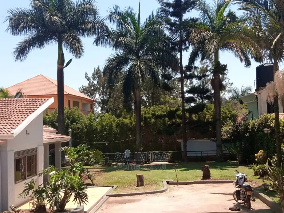 4bdrm Bungalow in Kololo Property, Central Division for Rent in Central Division