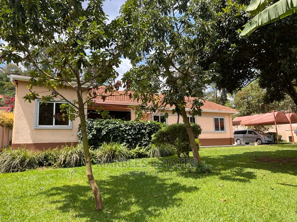 4bdrm Bungalow in Mbuya, Central Division for Rent in Central Division