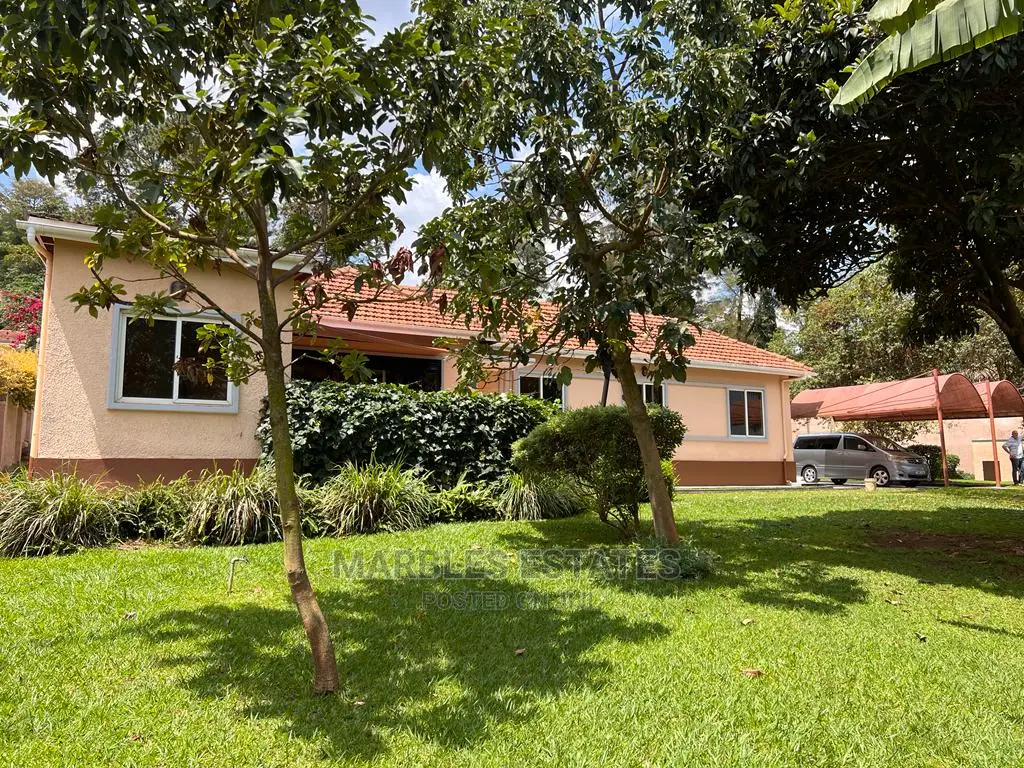 4bdrm Bungalow in Mbuya, Central Division for Rent in Central Division