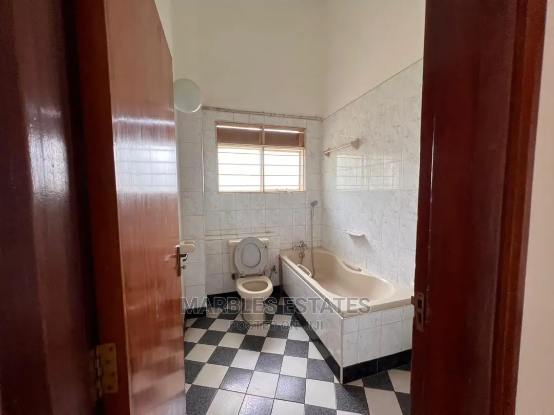 3bdrm House in Mbuya, Central Division for Rent in Central Division