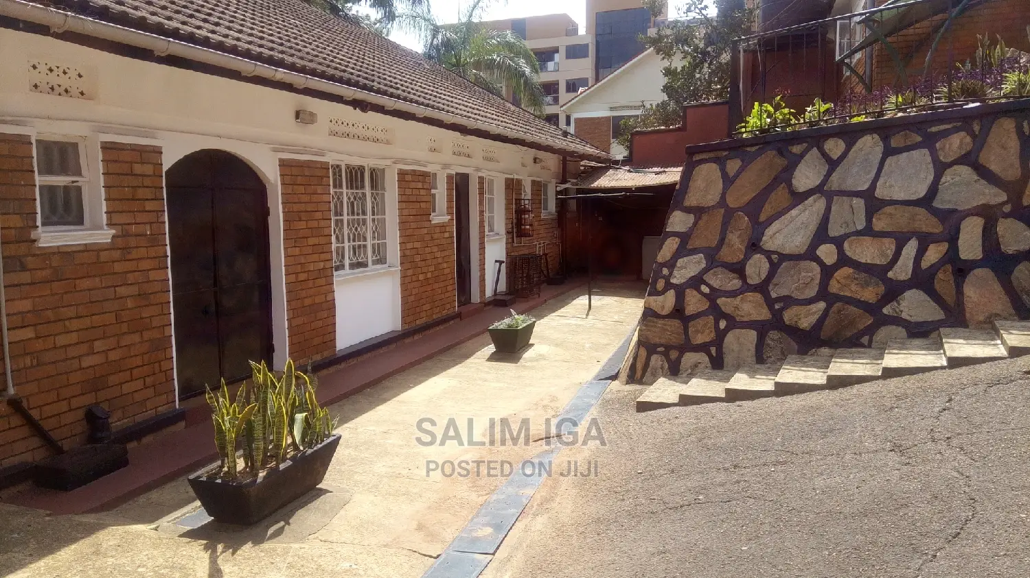 4bdrm Bungalow in Kololo Property, Central Division for Rent in Central Division