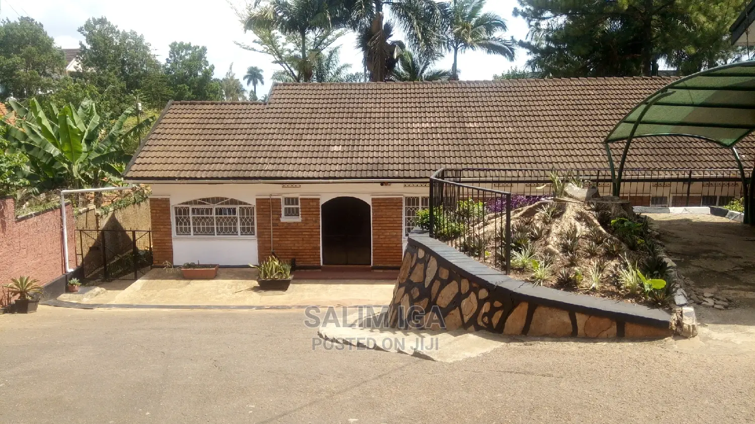 4bdrm Bungalow in Kololo Property, Central Division for Rent in Central Division