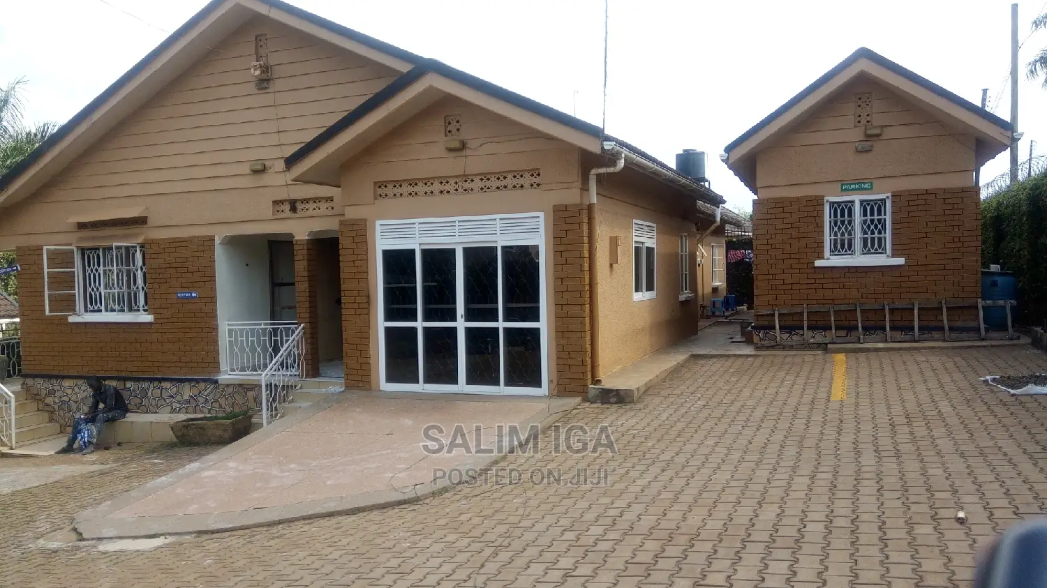 4bdrm Chalet in Kololo Property, Central Division for Rent in Central Division